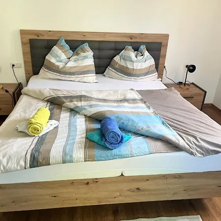 Sunside Apartment